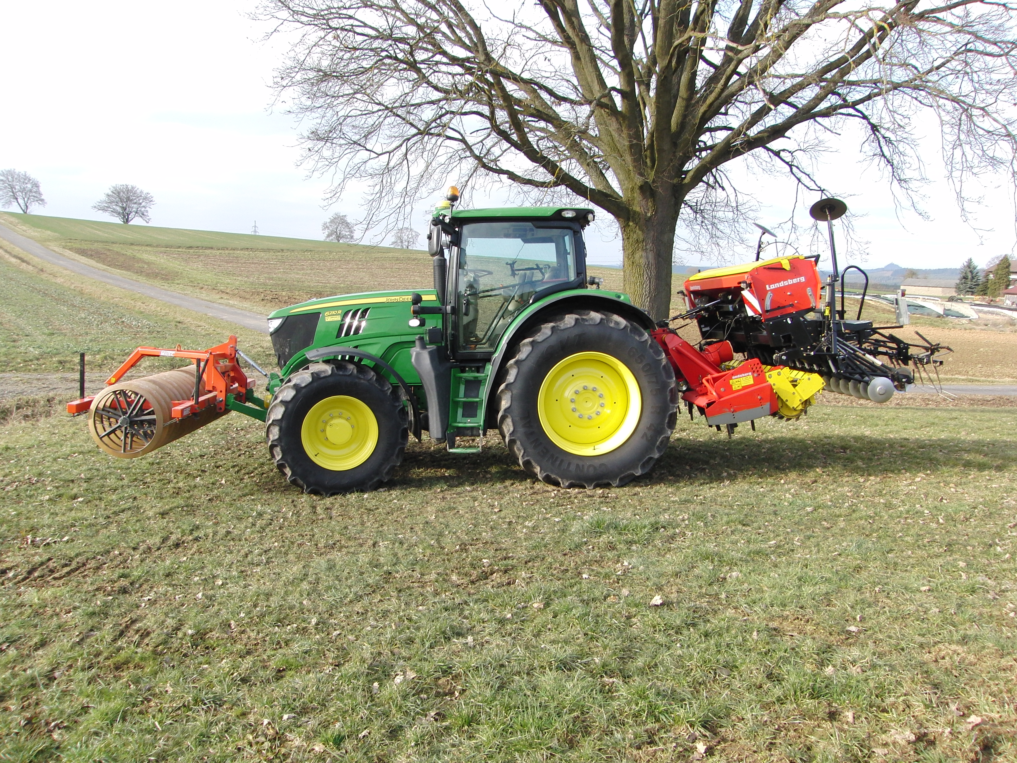 Drillmaschine mit Frontpacker