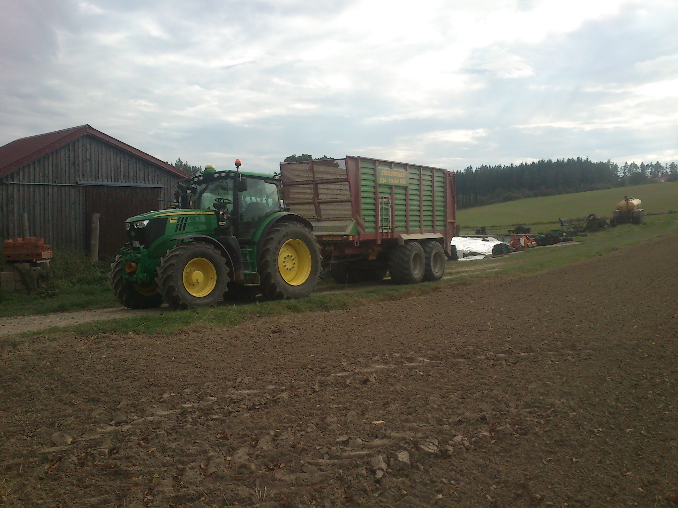 Silo- und Hackschnitzeltransport